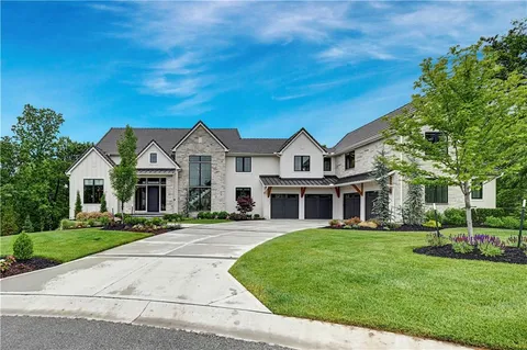 $3,750,000 | 17023 Wallace Way, Loch Lloyd, MO 64012
