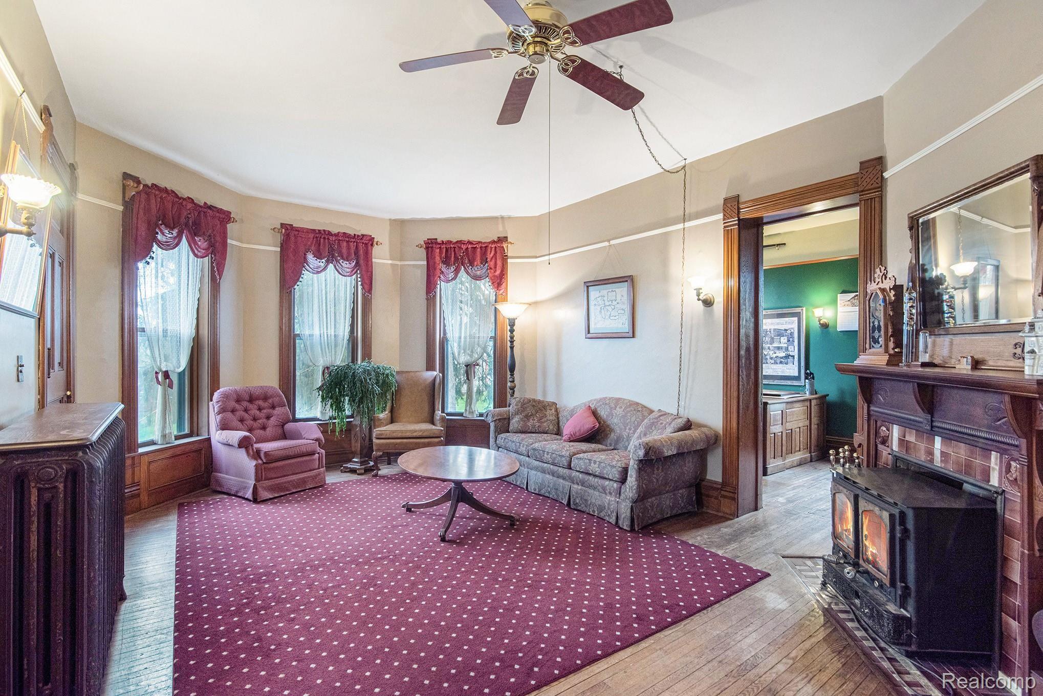 205 Mason Road Howell, MI 48843 - Photo 13 of 38 DSC_1630.jpg