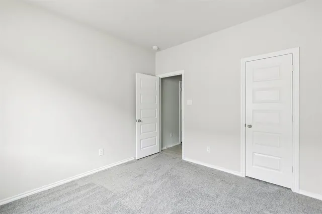 $2,295 | 969 Ravenwood Lane, Van Alstyne, TX 75495