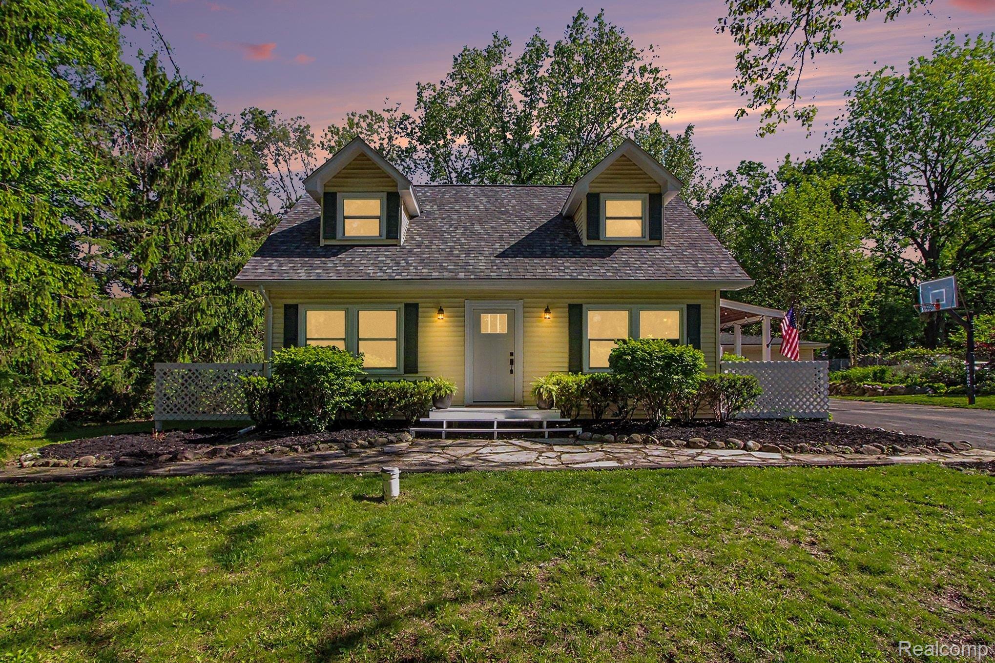 5070 West Harvard Road Clarkston, MI 48348 - Photo 1 of 43 Welcome to 5070 W. Harvard Avenue