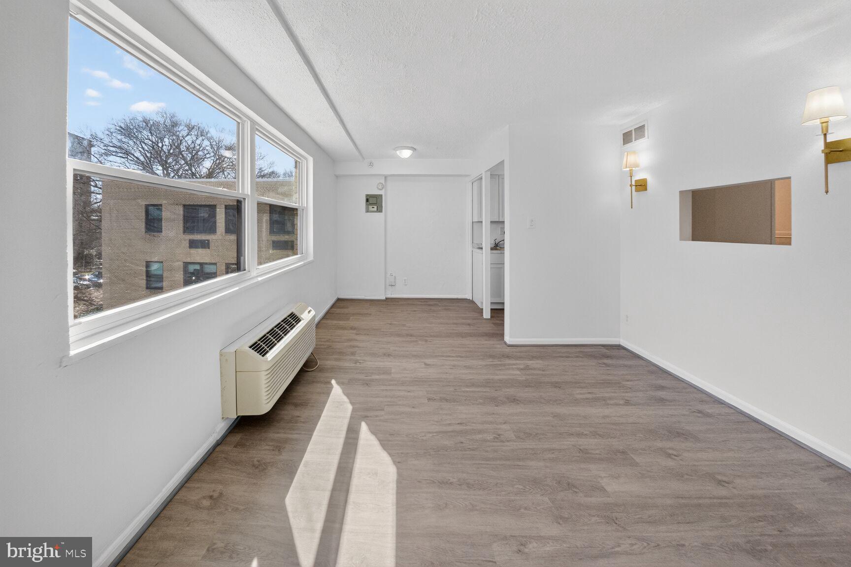 1801 Clydesdale Place Northwest, Unit 720 Washington, DC 20009 - Photo 7 of 25