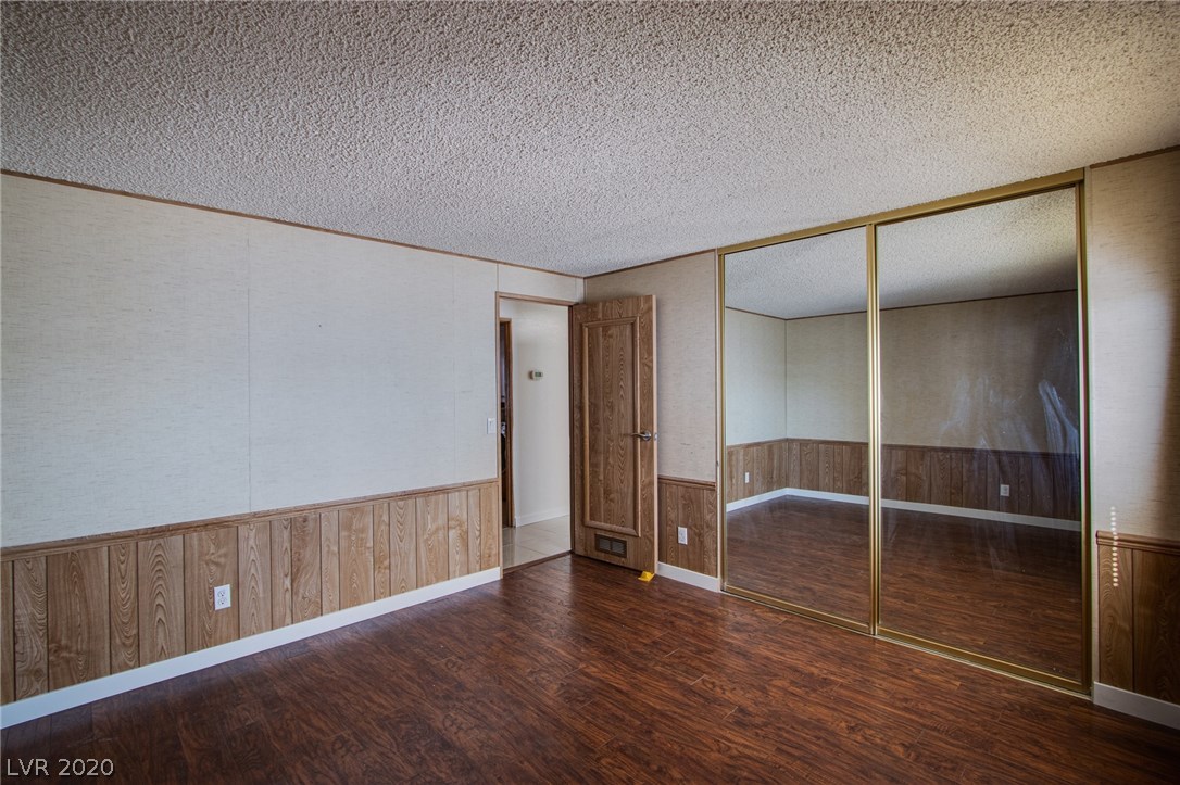 5553 Aldama Road Las Vegas, NV 89122 - Photo 6 of 29