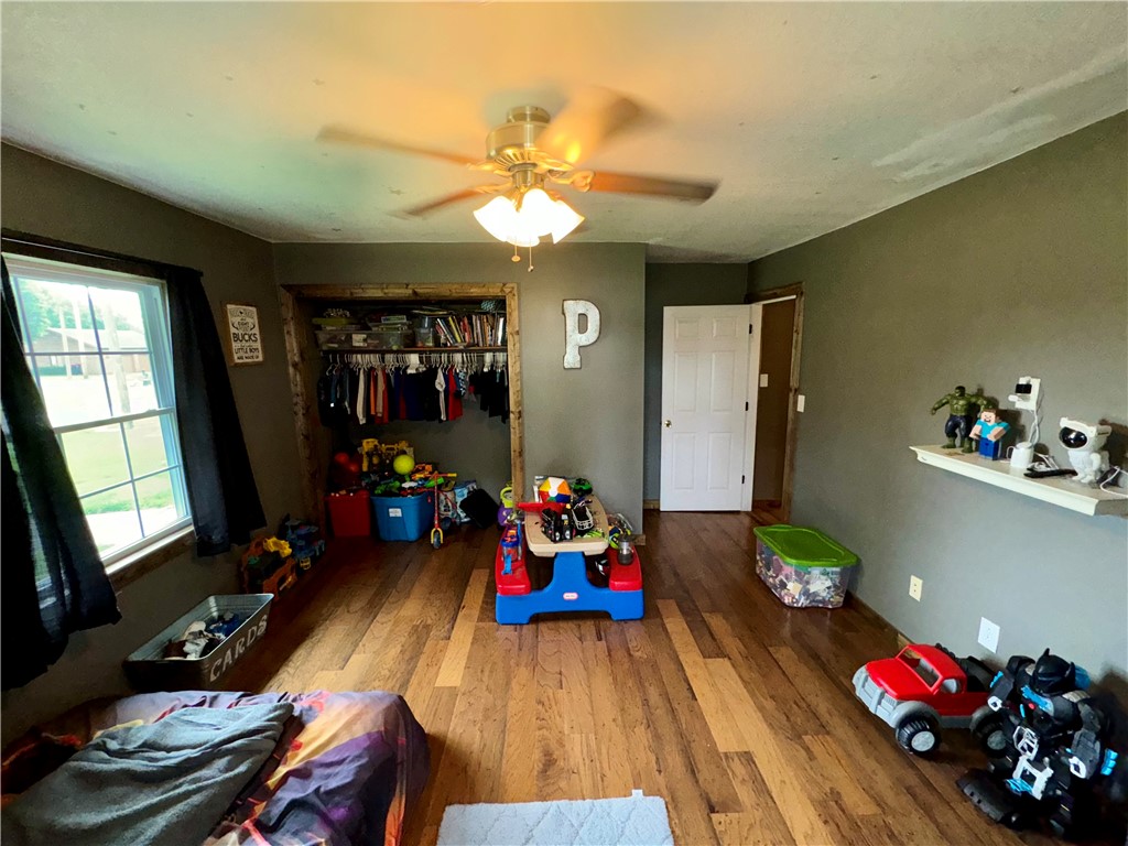 202 West 3rd Street Assumption, IL 62510 - Photo 18 of 32