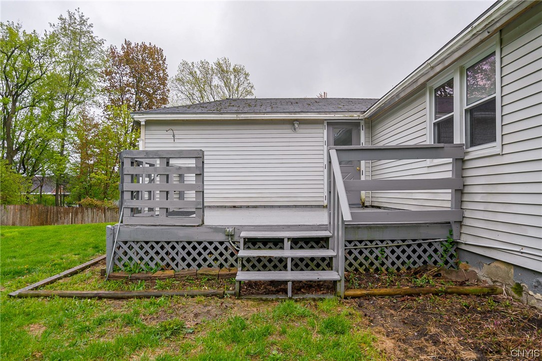 116 Hinsdale Road Camillus, NY 13031 - Photo 31 of 32