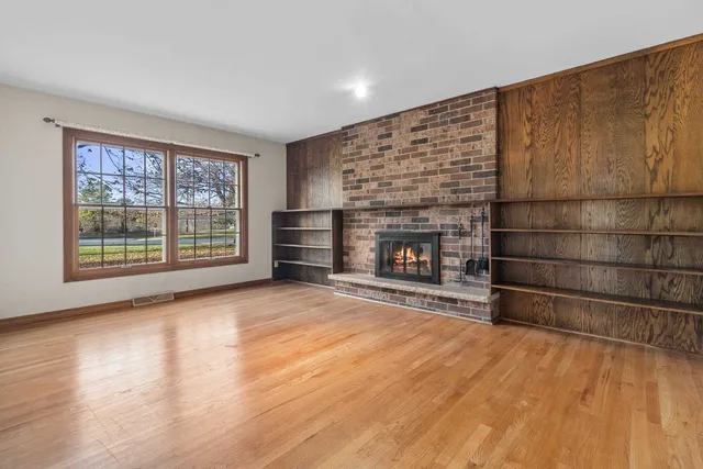 $495,000 | N53W35963 West Lake Drive, Oconomowoc, WI 53066