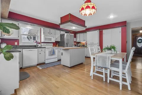 $495,000 | N53W35963 West Lake Drive, Oconomowoc, WI 53066