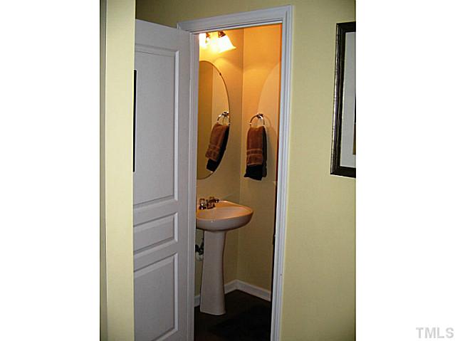 5328 Silver Moon Lane Raleigh, NC 27606 - Photo 13 of 25 Gallery Image 13
