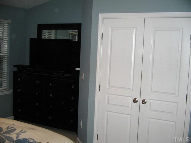 5328 Silver Moon Lane Raleigh, NC 27606 - Photo 17 of 25 Gallery Image 17