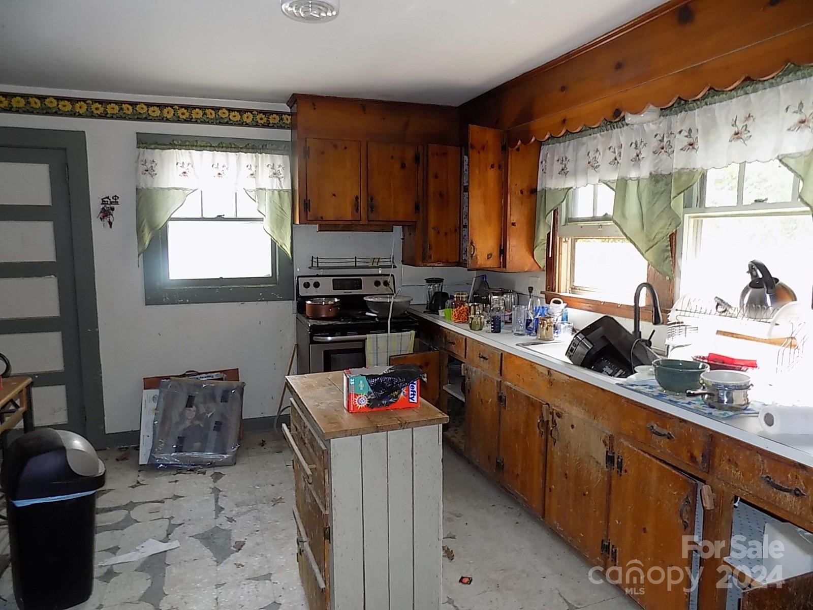719 Mauney Road Stanley, NC 28164 - Photo 5 of 12 Gallery Image 5