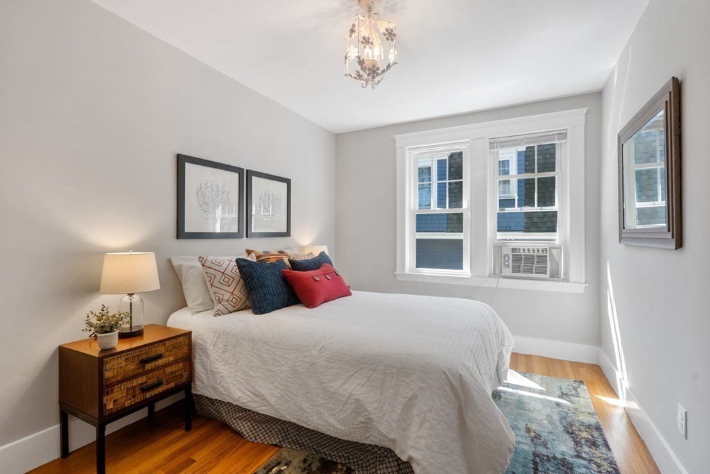 98 Hillside Avenue Arlington, MA 02476 - Photo 23 of 36