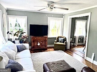 601 Heard Augusta, GA 30904 - Photo 4 of 51 a living room with furniture and a flat screen tv