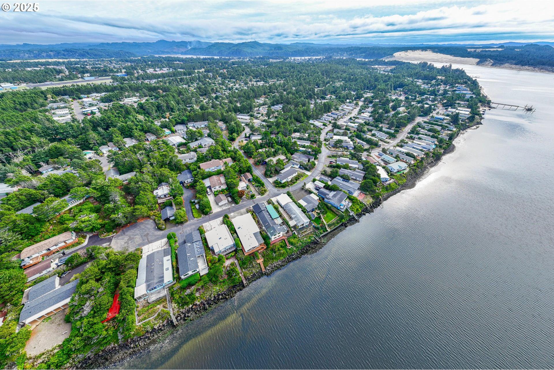 1601 Rhododendron Drive, Unit 694 Florence, OR 97439 - Photo 38 of 39 Drone View/UAV