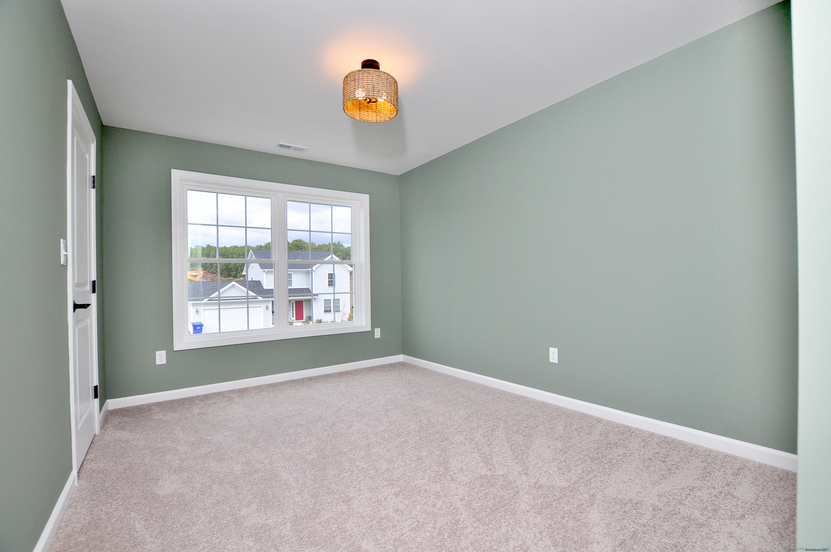 34 West River Road East Windsor, CT 06088 - Photo 24 of 31 an empty room with window