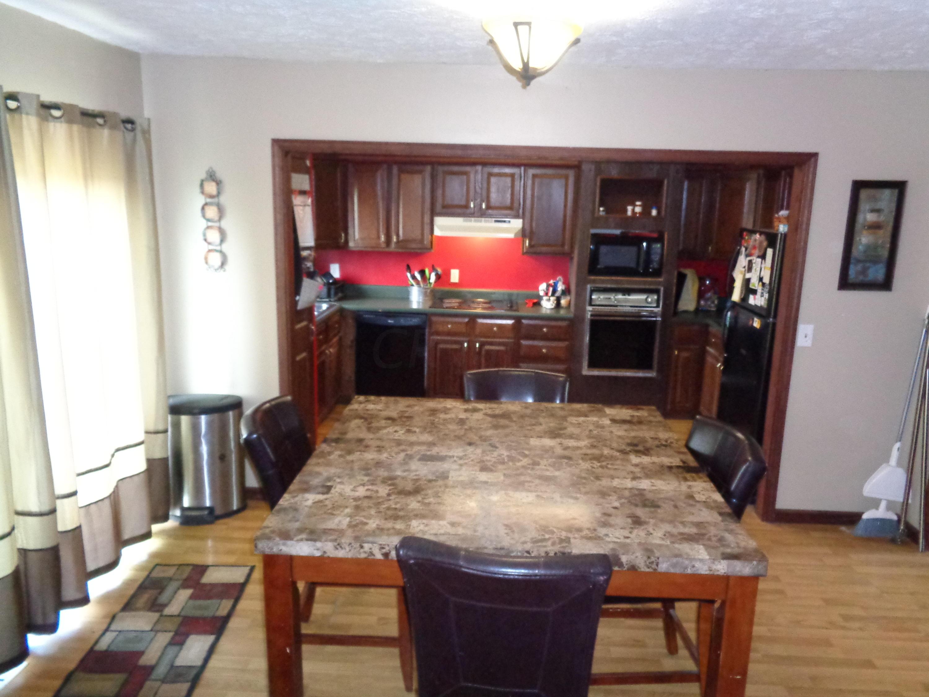 12895 Commercial Point Road Ashville, OH 43103 - Photo 10 of 13 Gallery Image 10