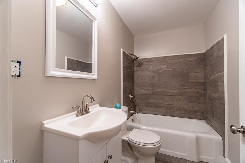 4855 Murray Road Winston-Salem, NC 27106 - Photo 16 of 44 Gallery Image 16