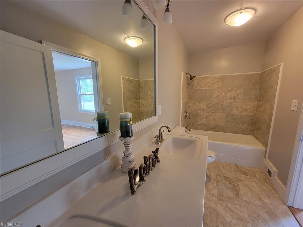 4855 Murray Road Winston-Salem, NC 27106 - Photo 7 of 44 Gallery Image 7