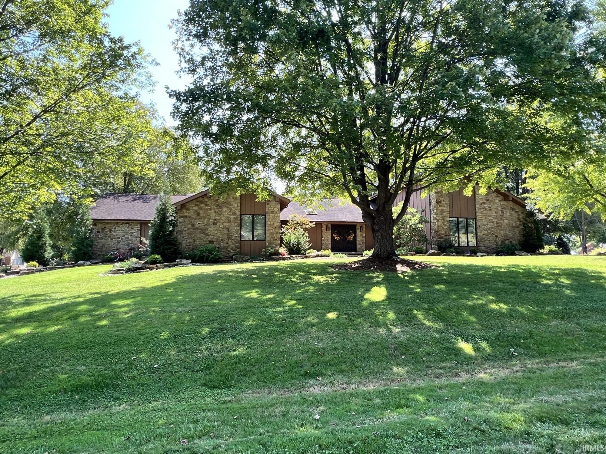 3407 Hermitage Road Vincennes, IN 47591 - Photo 1 of 36 Gallery Image 1