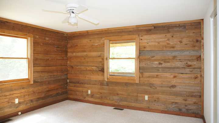 335 Barton Spur Road Ferrum, VA 24088 - Photo 7 of 18 a bathroom with a window