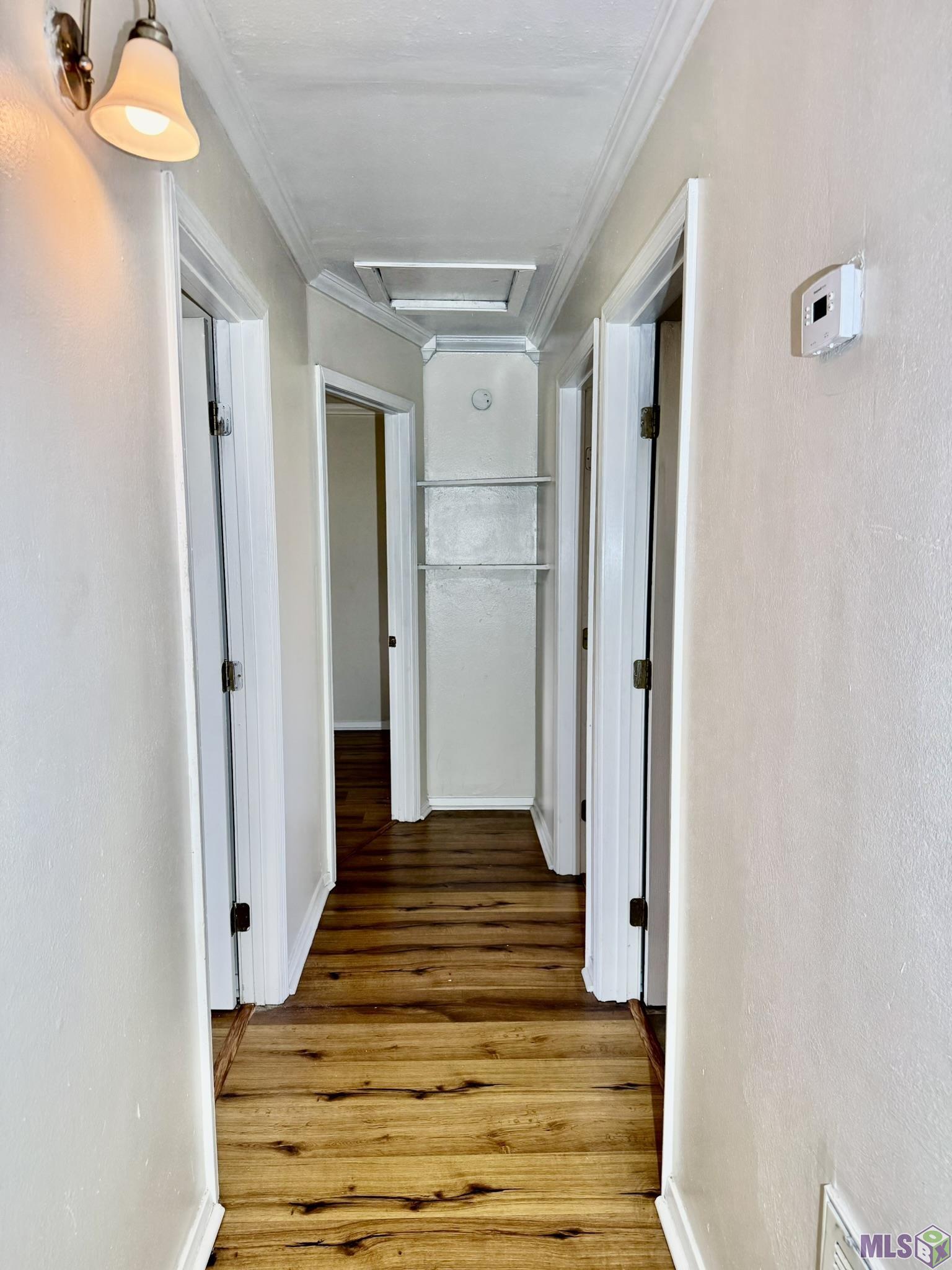 10689 Rhus Fringe Drive Baton Rouge, LA 70816 - Photo 8 of 15 small hallway