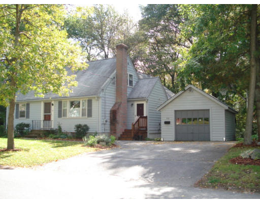 92 Van Norden Road Reading, MA 01867 - Photo 1 of 17 Gallery Image 1