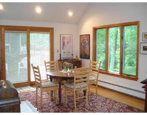 92 Van Norden Road Reading, MA 01867 - Photo 7 of 17 Gallery Image 7