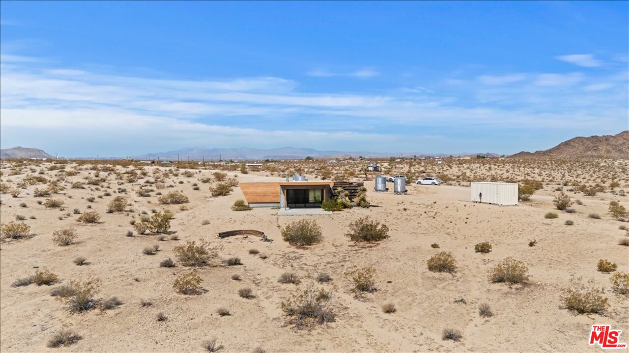 2373 Arizona Avenue Joshua Tree, CA 92252 - Photo 20 of 25