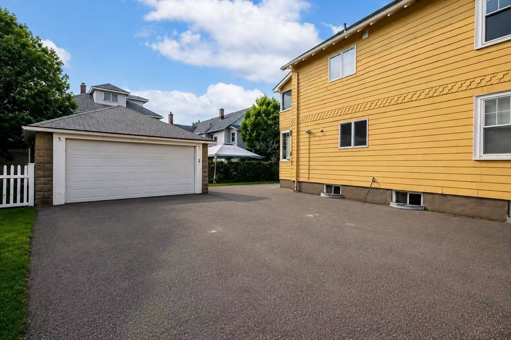 30 Crescent Road, Unit 30 Belmont, MA 02478 - Photo 16 of 17