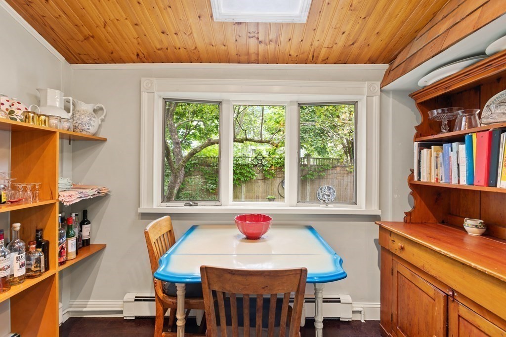 18 Harrington Road Cambridge, MA 02140 - Photo 9 of 27 Gallery Image 9
