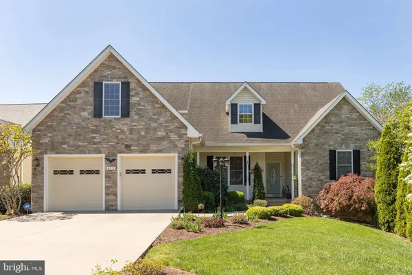 $749,500 | 817 Chelsea Drive, Winchester, VA 22601