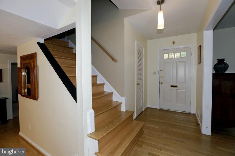 7701 Sebago Road Bethesda, MD 20817 - Photo 1 of 30 Interior (General)