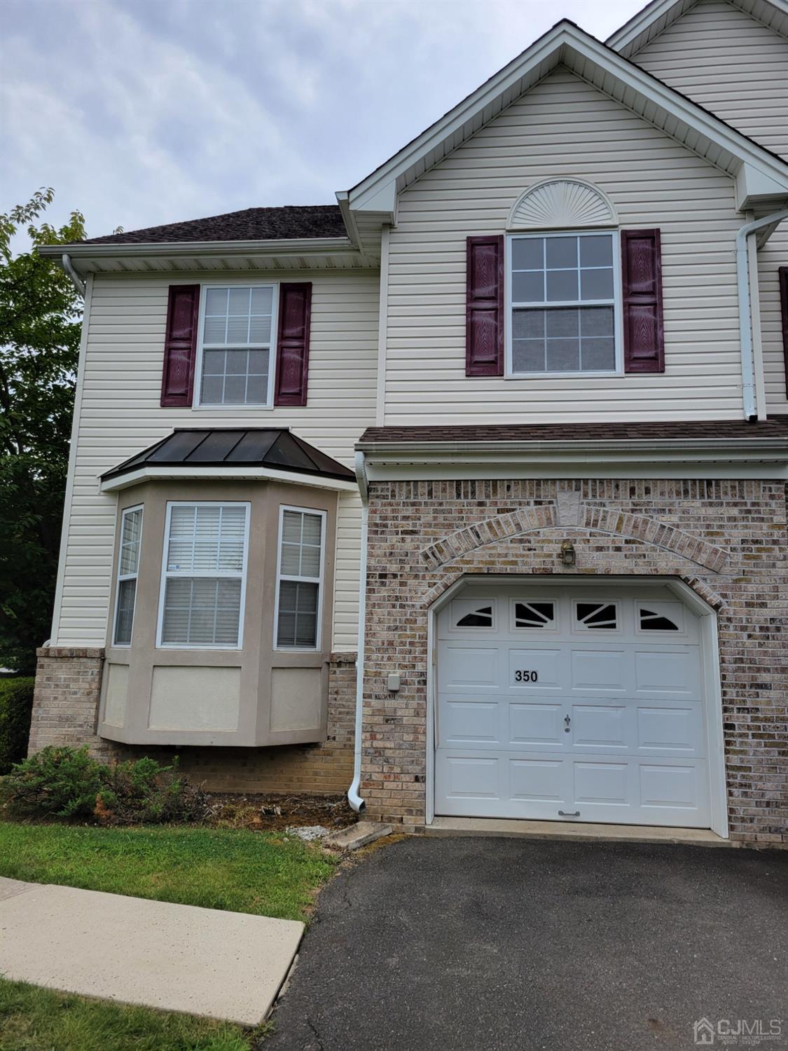 350 Hawthorne Road North Brunswick, NJ 08902 - Photo 1 of 29 Gallery Image 1