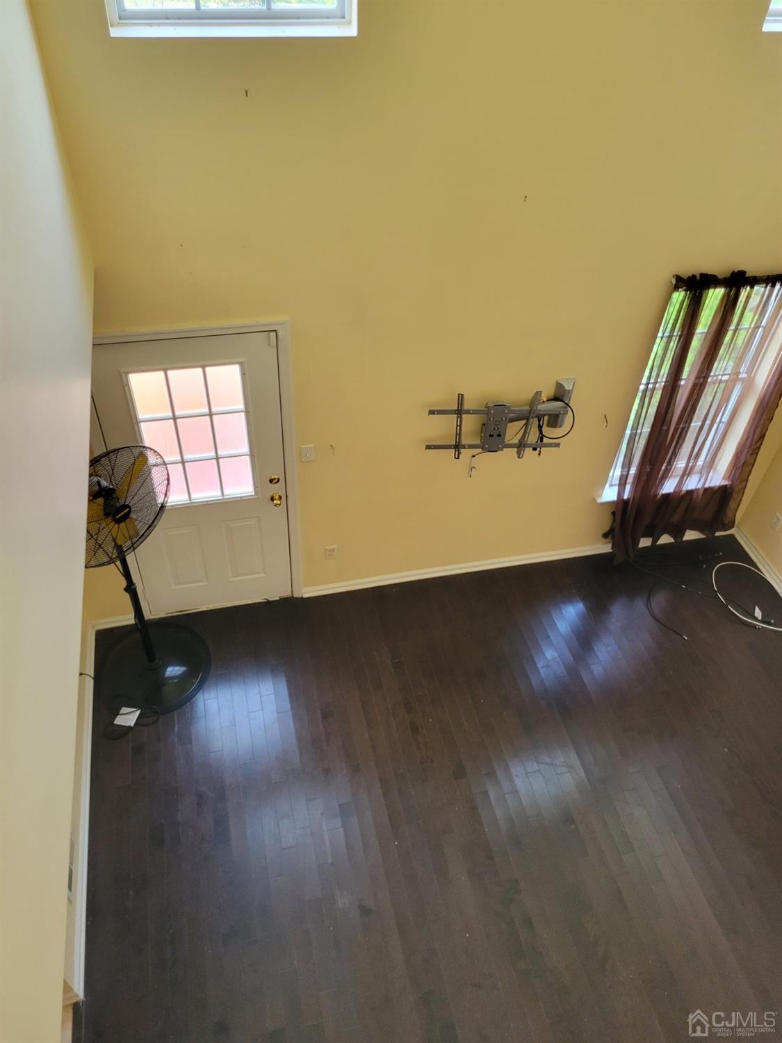 350 Hawthorne Road North Brunswick, NJ 08902 - Photo 11 of 29 Gallery Image 11