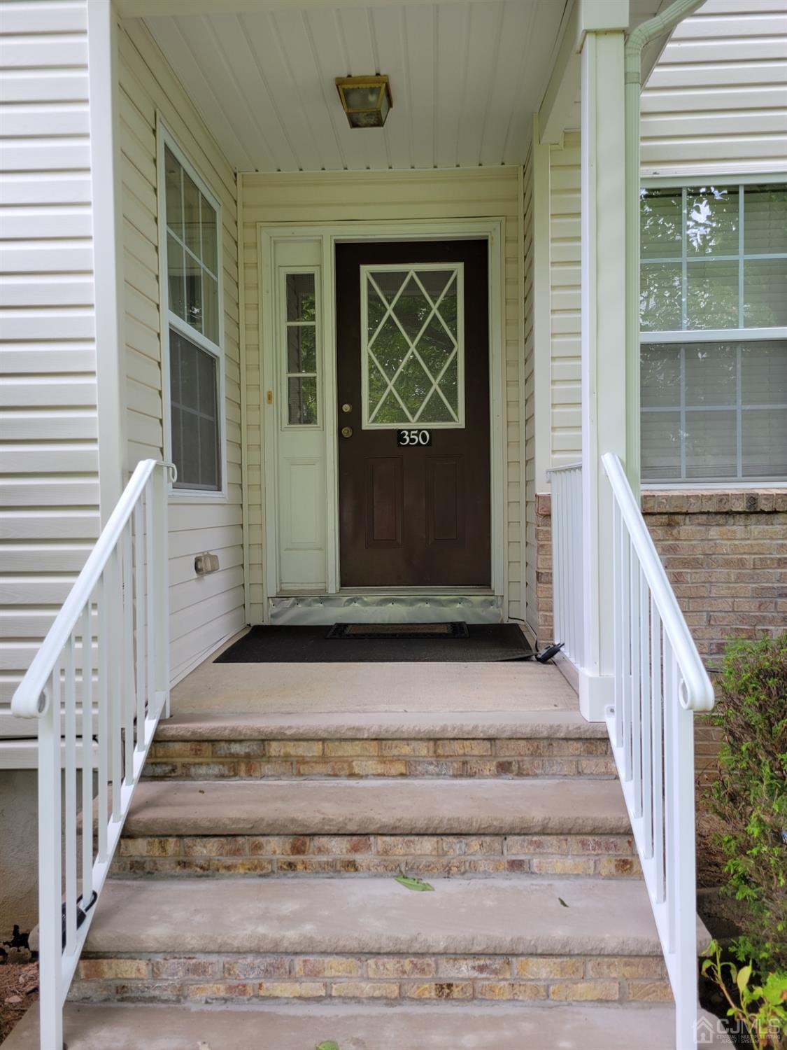 350 Hawthorne Road North Brunswick, NJ 08902 - Photo 2 of 29 Gallery Image 2