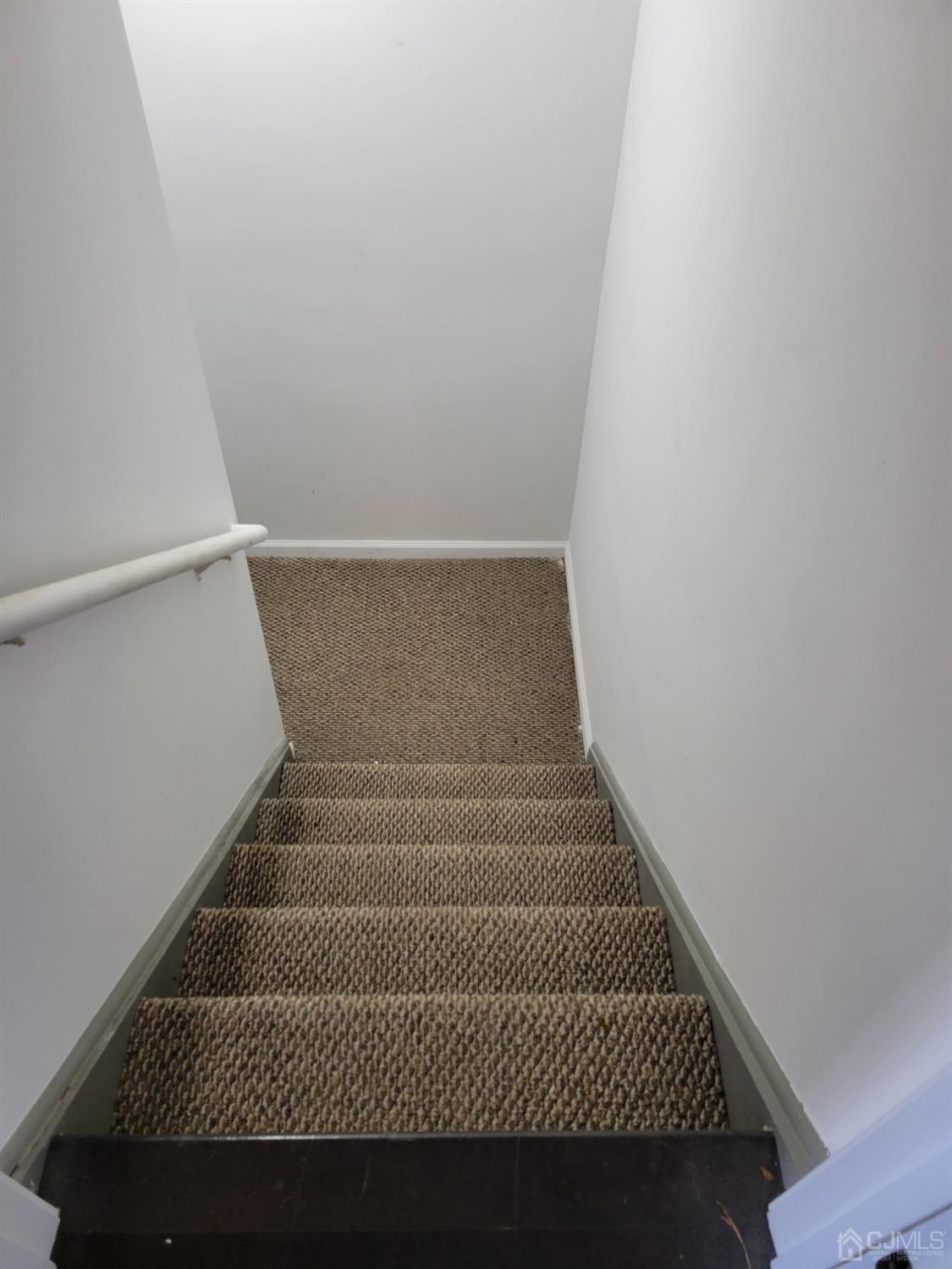 350 Hawthorne Road North Brunswick, NJ 08902 - Photo 26 of 29 Gallery Image 26