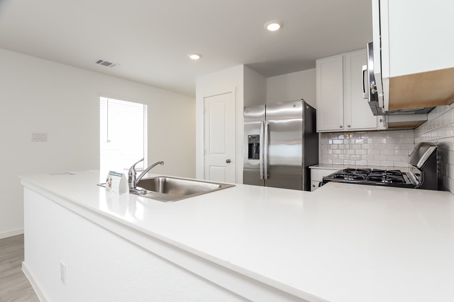 14411 Jenson Creek San Antonio, TX 78245 - Photo 10 of 17