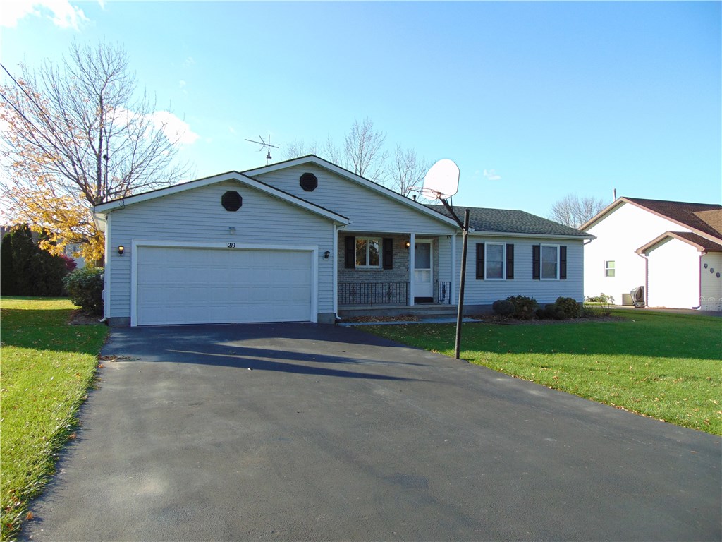 219 Island Cottage Road Greece, NY 14612 - Photo 1 of 1 Gallery Image 1