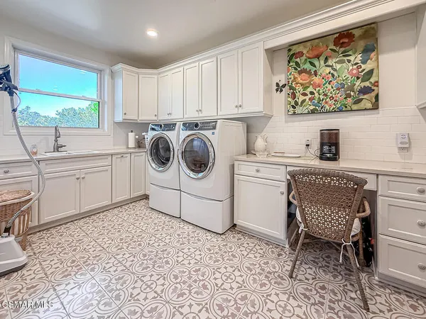 $3,250,000 | 4255 Saddlecrest Lane, Westlake Village, CA 91361