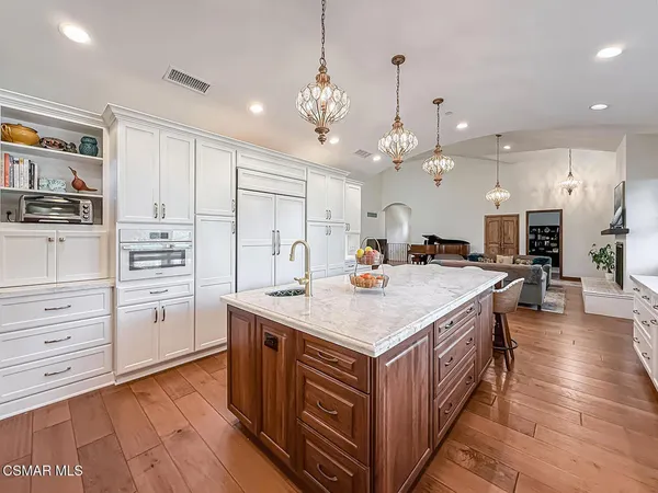 $3,250,000 | 4255 Saddlecrest Lane, Westlake Village, CA 91361