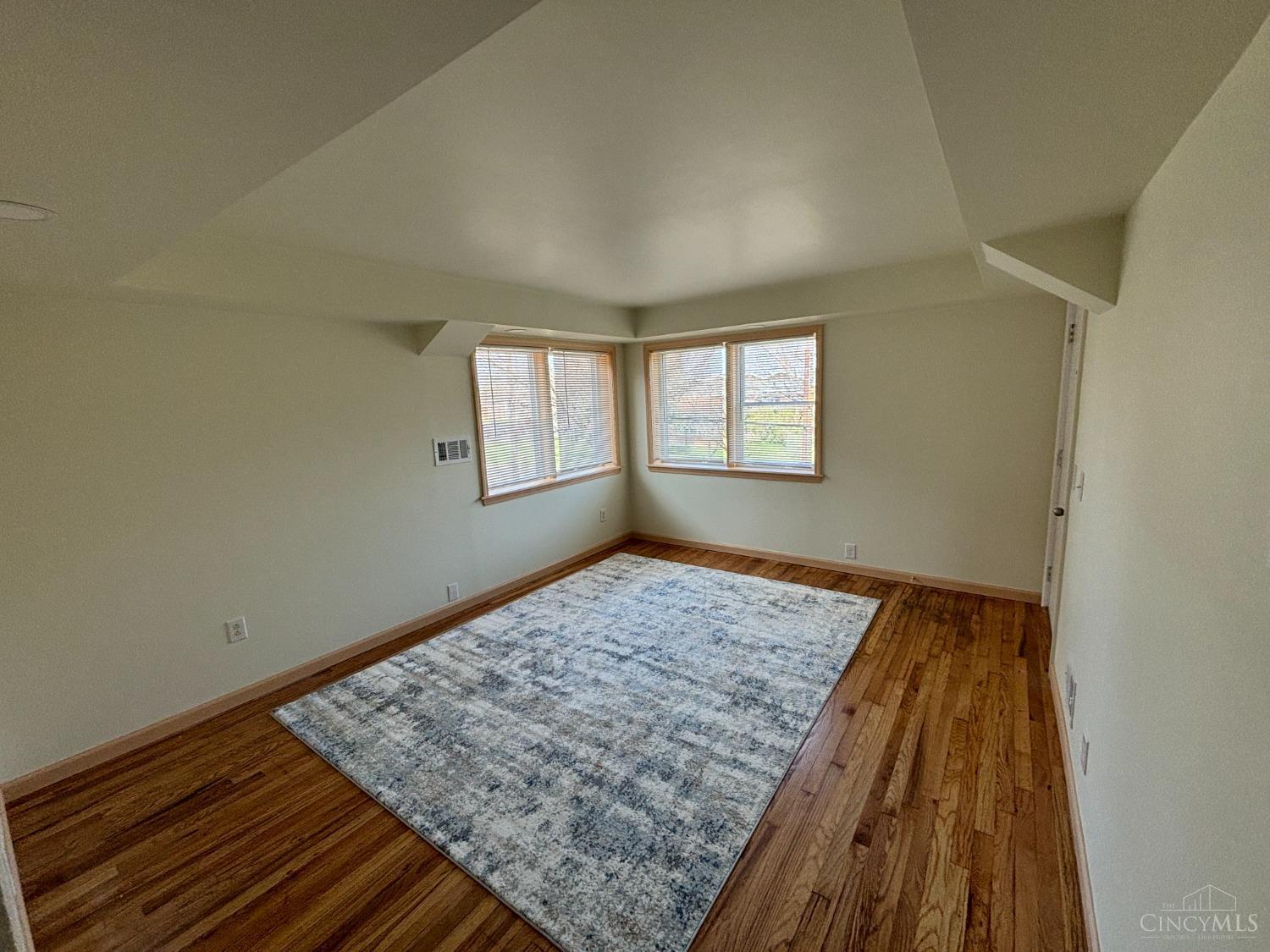 1589 Summit Road, Unit 3 Cincinnati, OH 45237 - Photo 2 of 12