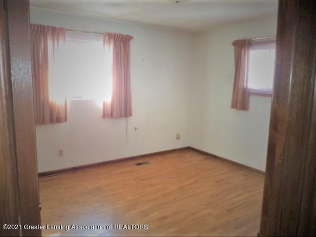 5779 West Centerline Road St. Johns, MI 48879 - Photo 18 of 43 Primary bedroom