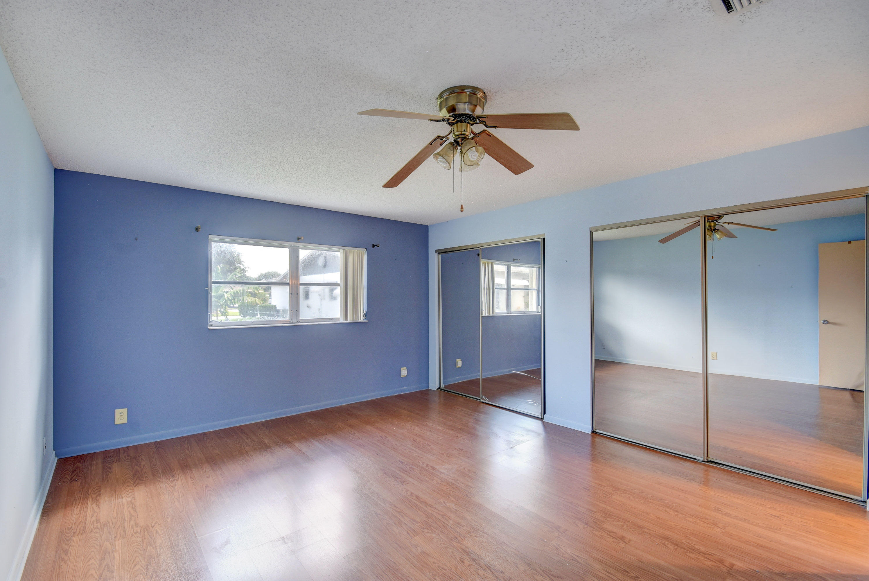 6109 Lasalle Road Delray Beach, FL 33484 - Photo 20 of 32 23_interiors (23 of 38)