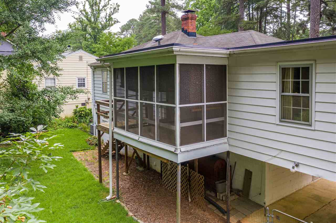 925 Marilyn Drive Raleigh, NC 27607 - Photo 6 of 13 Photo 6