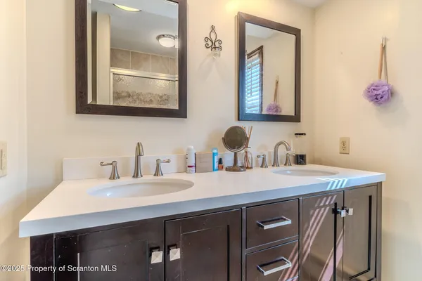 $385,000 | 122 Reliance Drive, Wilkes Barre, PA 18702