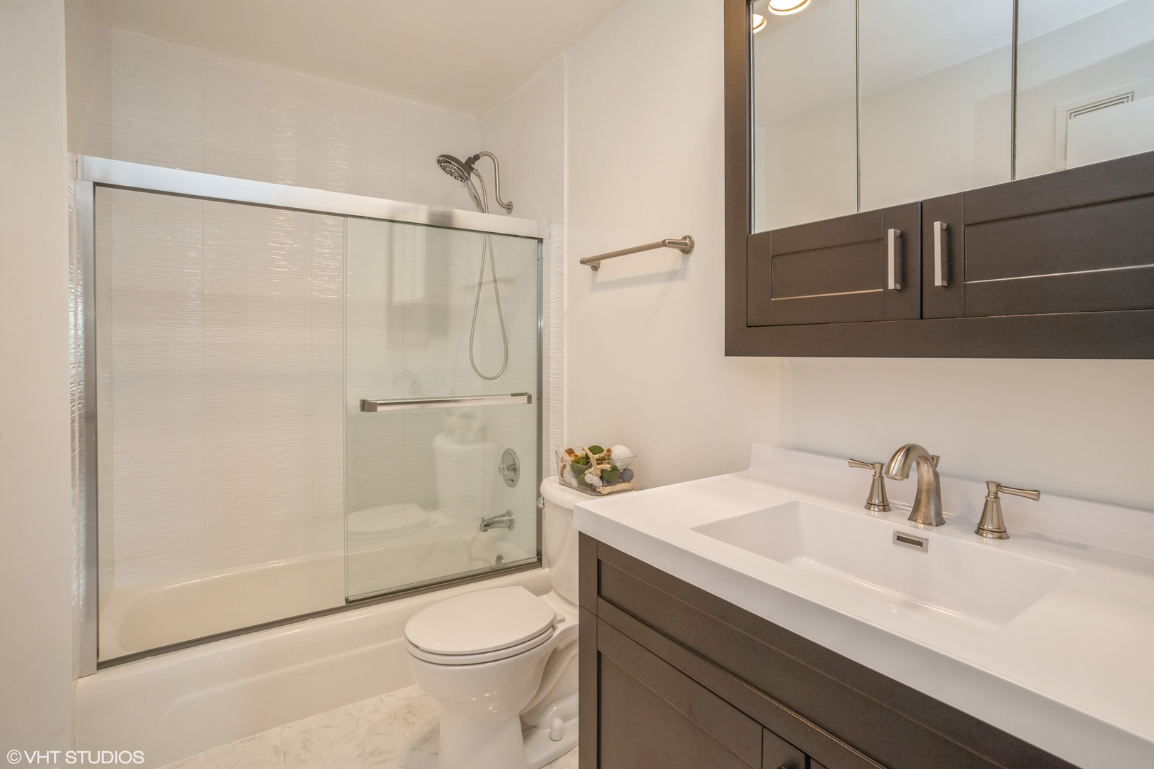 850 South Lorraine Road, Unit 2G Wheaton, IL 60189 - Photo 18 of 20