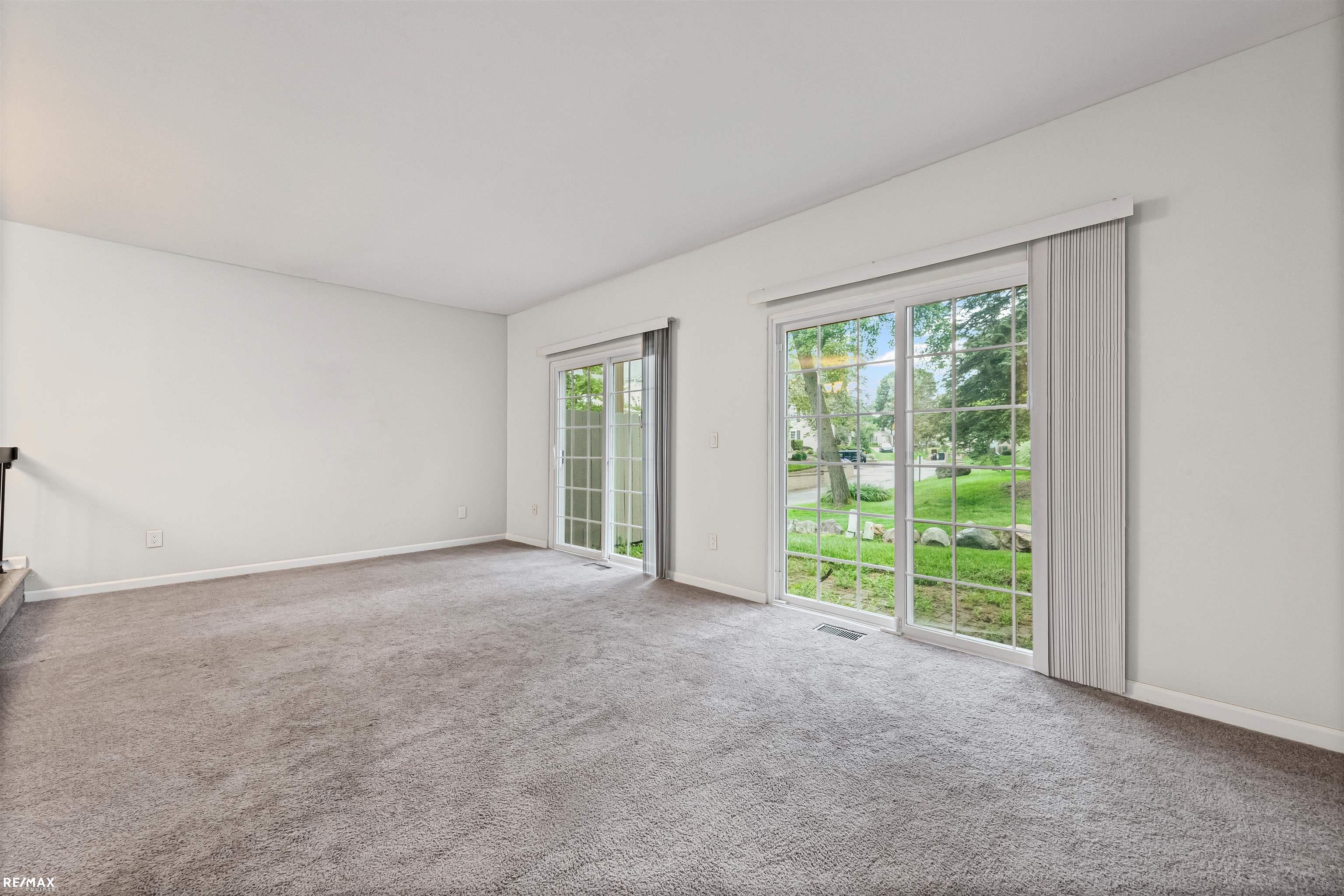 1377 Autumn Lane Rochester, MI 48306 - Photo 7 of 27