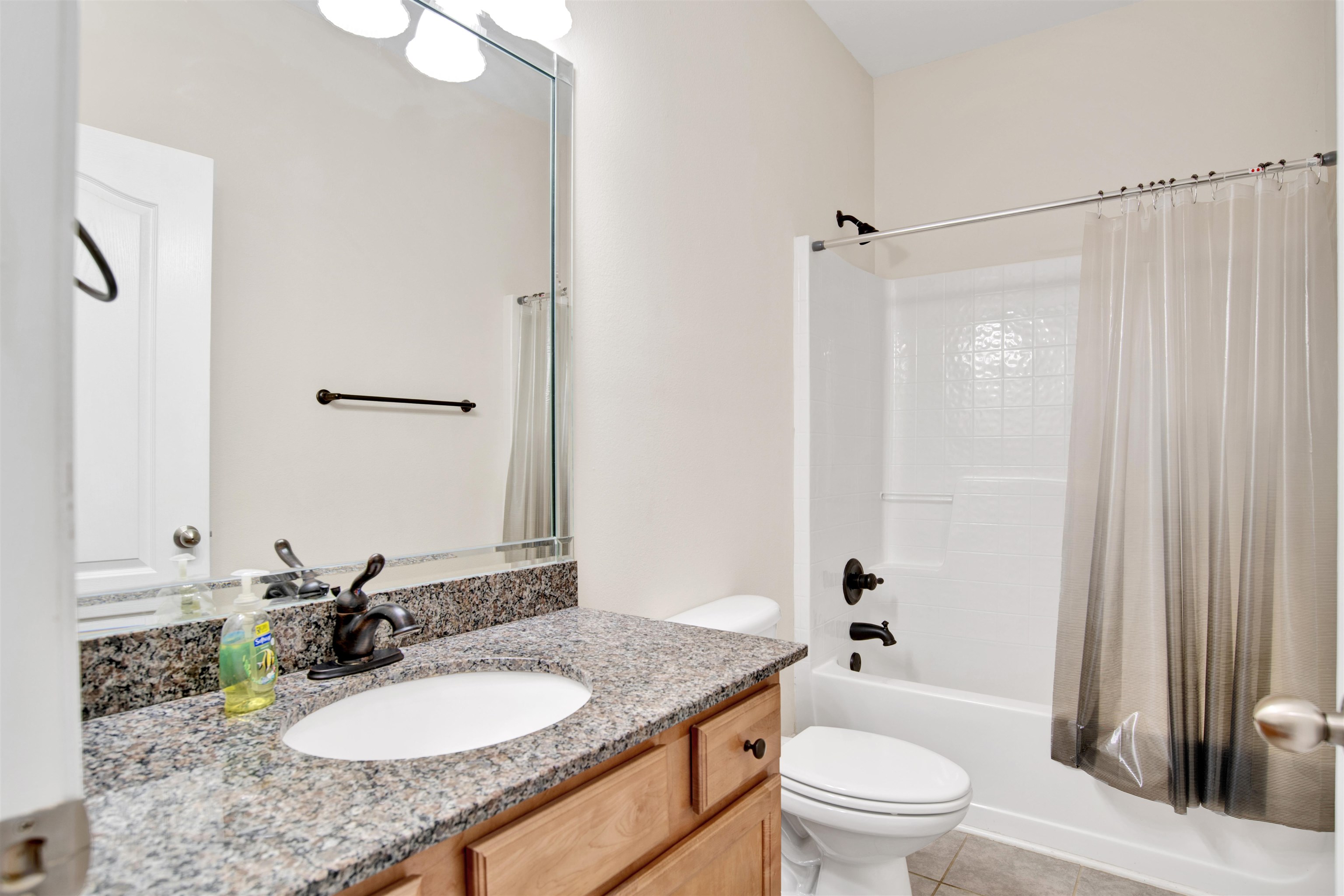 10910 Roanoke Loop Daphne, AL 36526 - Photo 21 of 33 Bathroom