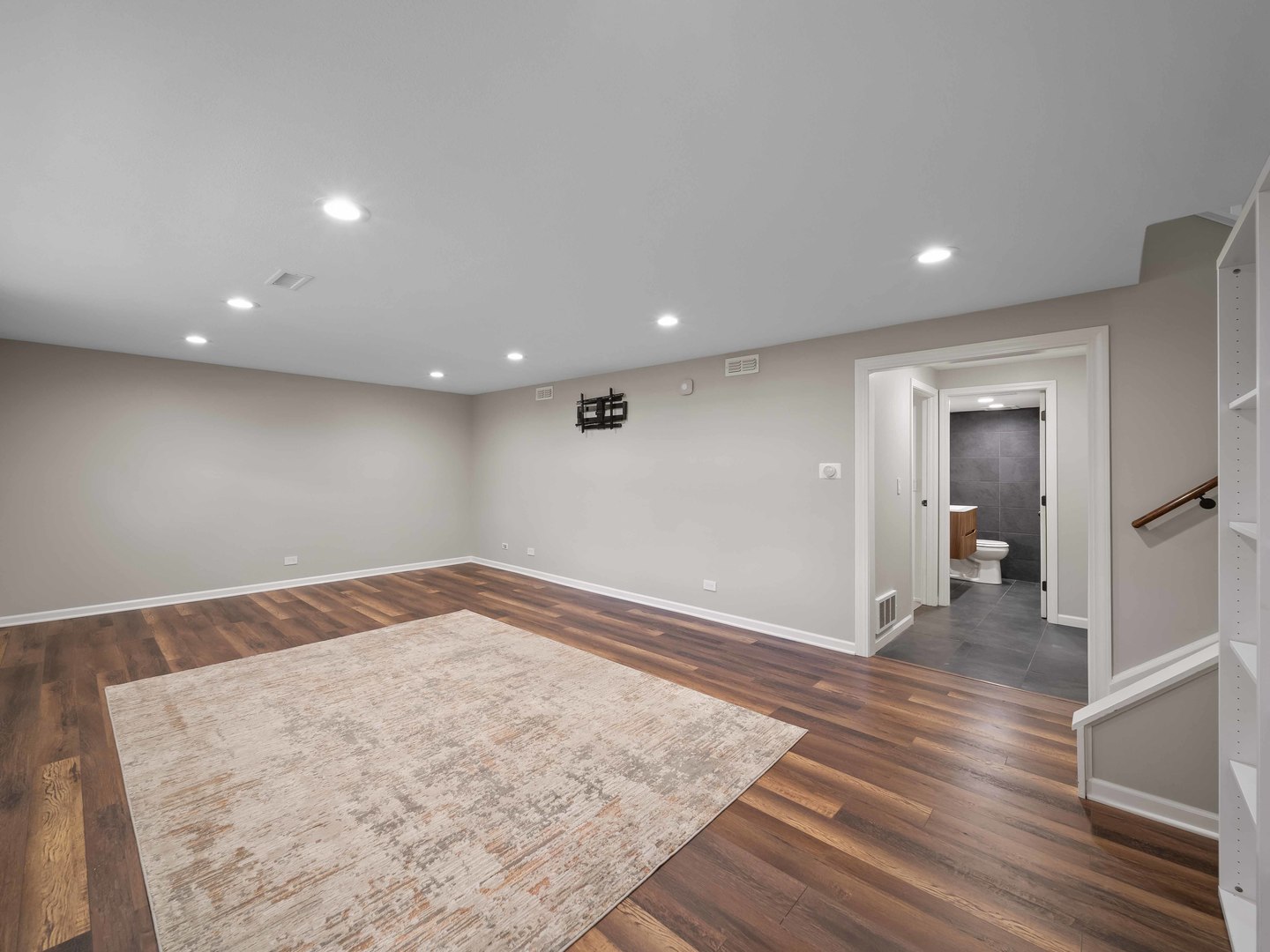 600 Springinsguth Road Schaumburg, IL 60193 - Photo 17 of 31