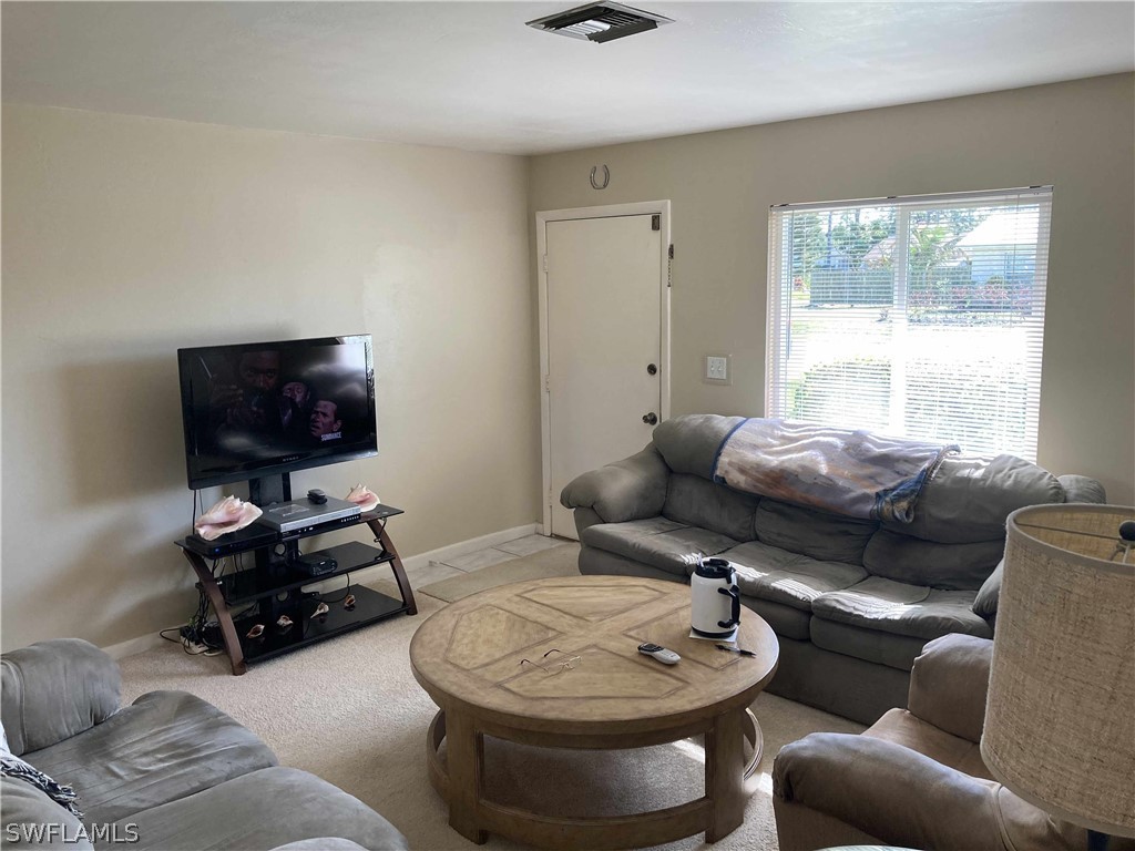 9209 Hamlin Road East Fort Myers, FL 33967 - Photo 6 of 19 Gallery Image 6