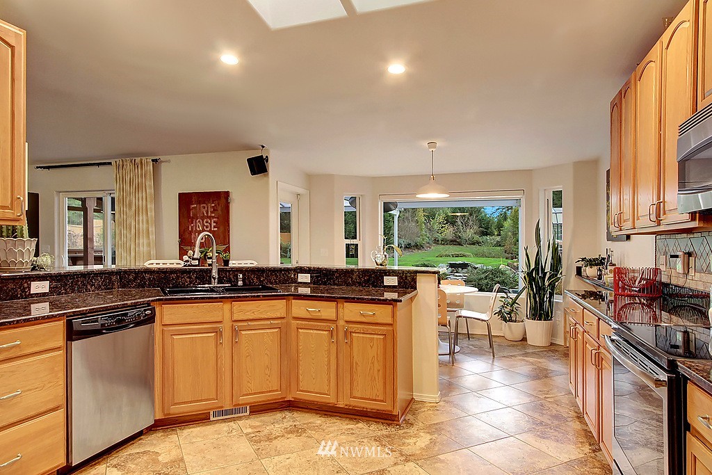 5930 Mero Road Snohomish, WA 98290 - Photo 7 of 16 Gallery Image 7