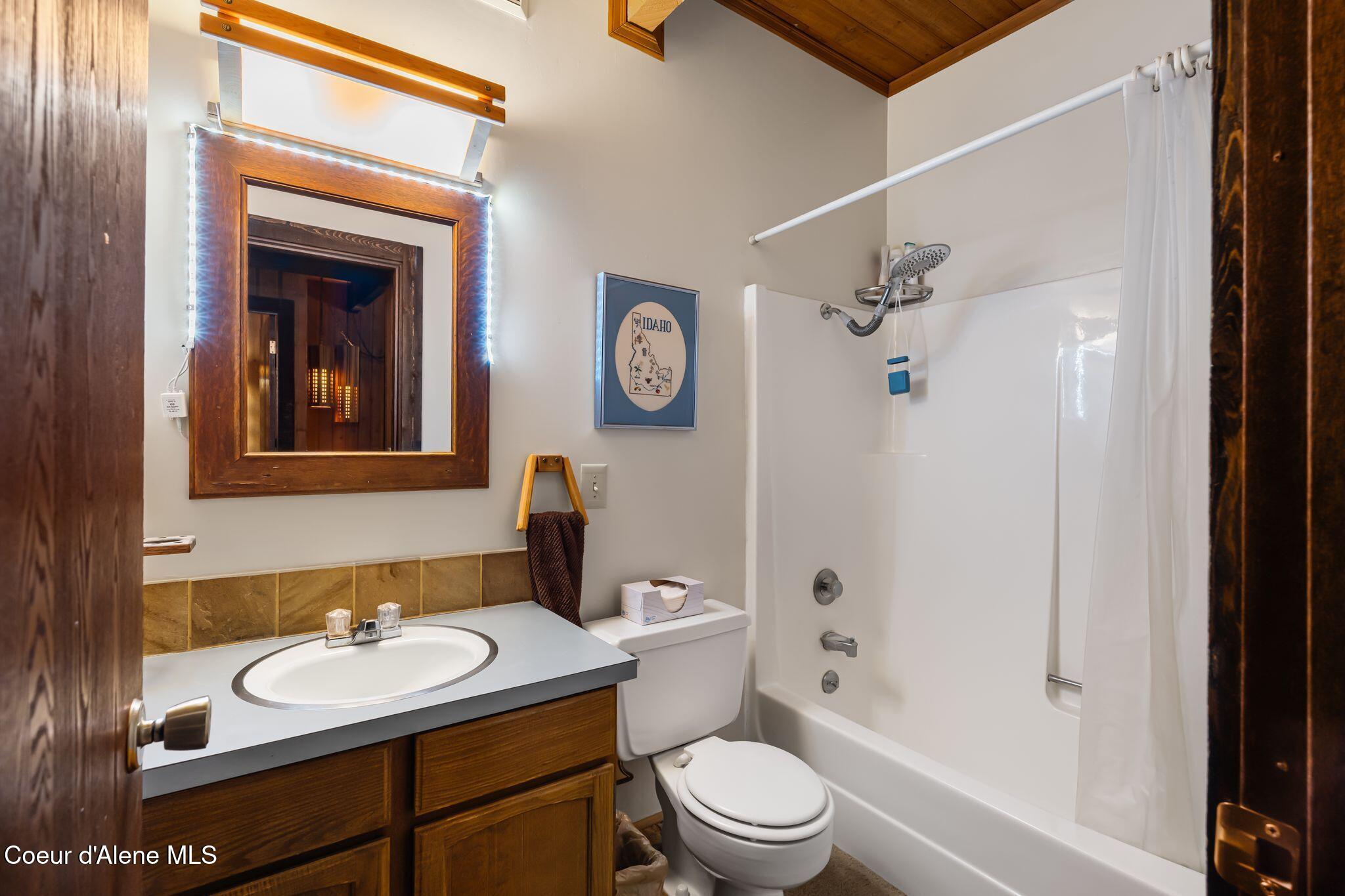 376 Parallel Run Sandpoint, ID 83864 - Photo 19 of 52 23_A7407513